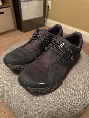 On Running women’s  Black Cloudtec Performance Running Shoes